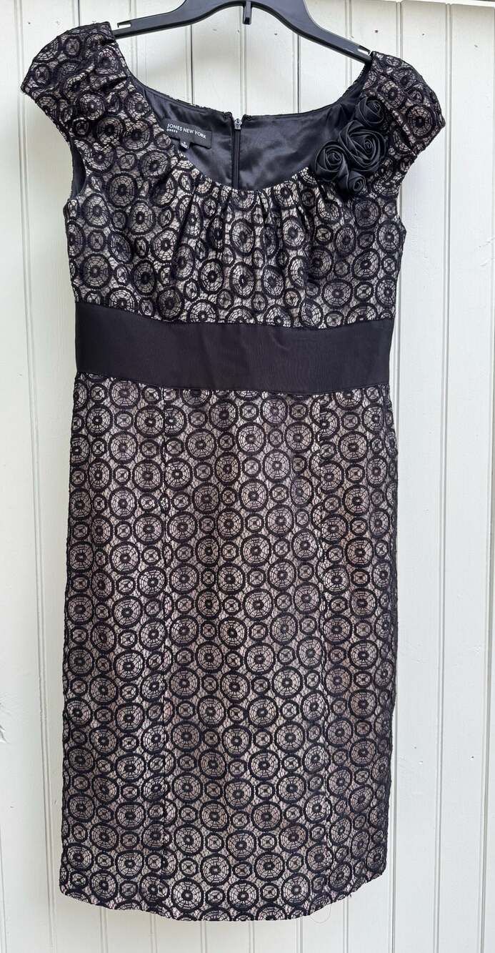 Jones New York Black Lace Overlay Dress Size 6